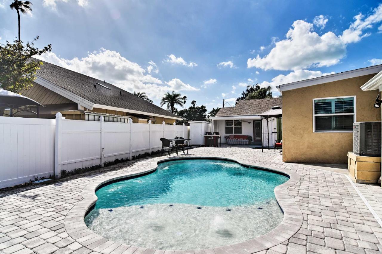 Bayside Pad With Pool Access And Dock Half Mi To Beach Clearwater Beach Exterior photo